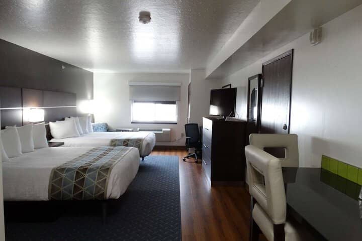 Room 20 of 40